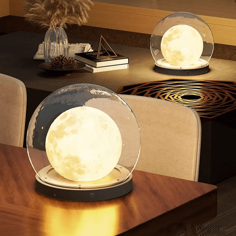 Modern Outdoor Lamp - Moon Shaped Design