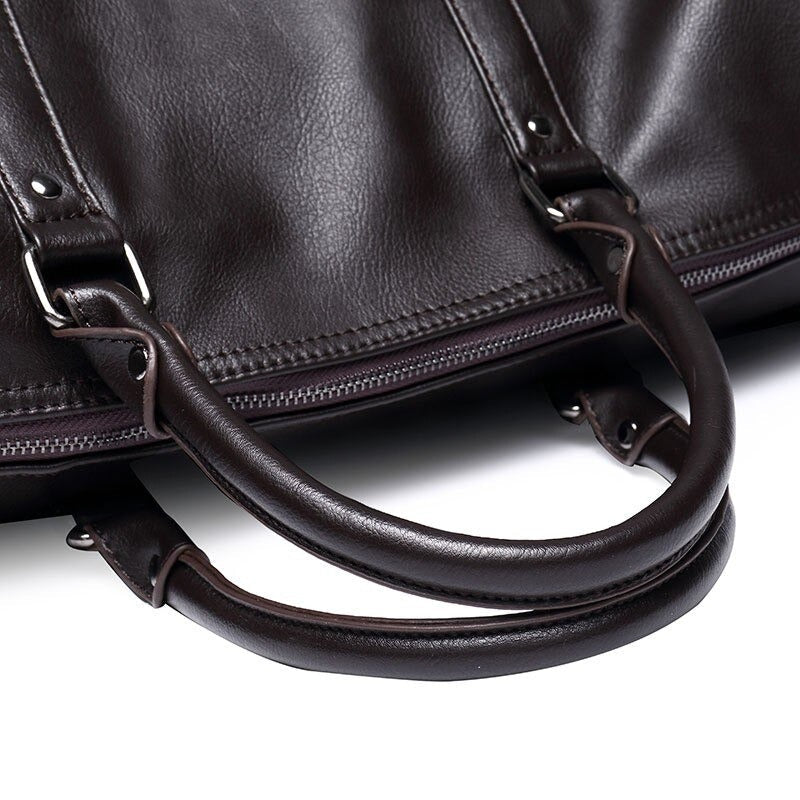 Leather Men's Duffle Bag - Robust & Stylish - Ideal for Travel