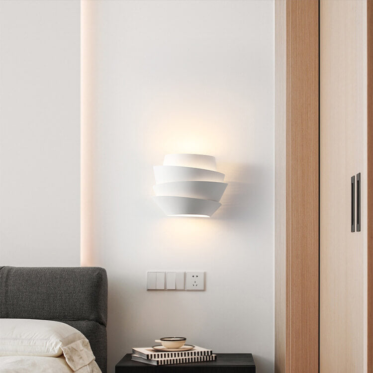 Layered Wall Lamp – Stylish and Artistic