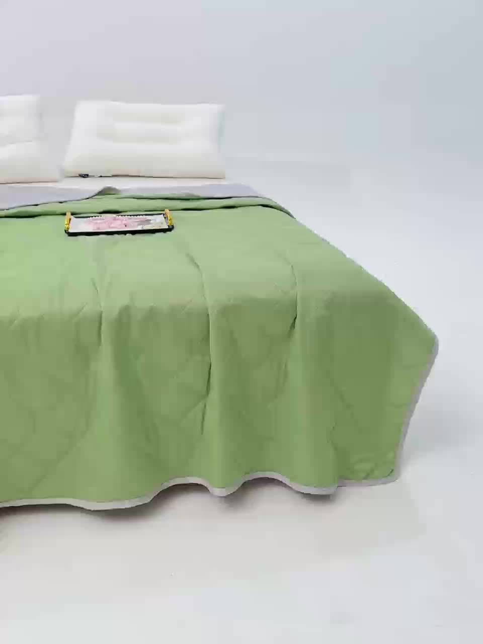 Reversible Cooling Summer Blanket – Lightweight & Breathable