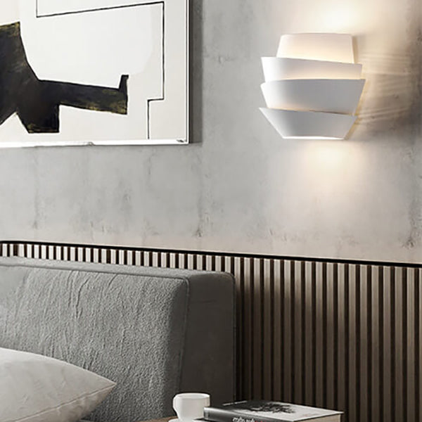 Layered Wall Lamp – Stylish and Artistic