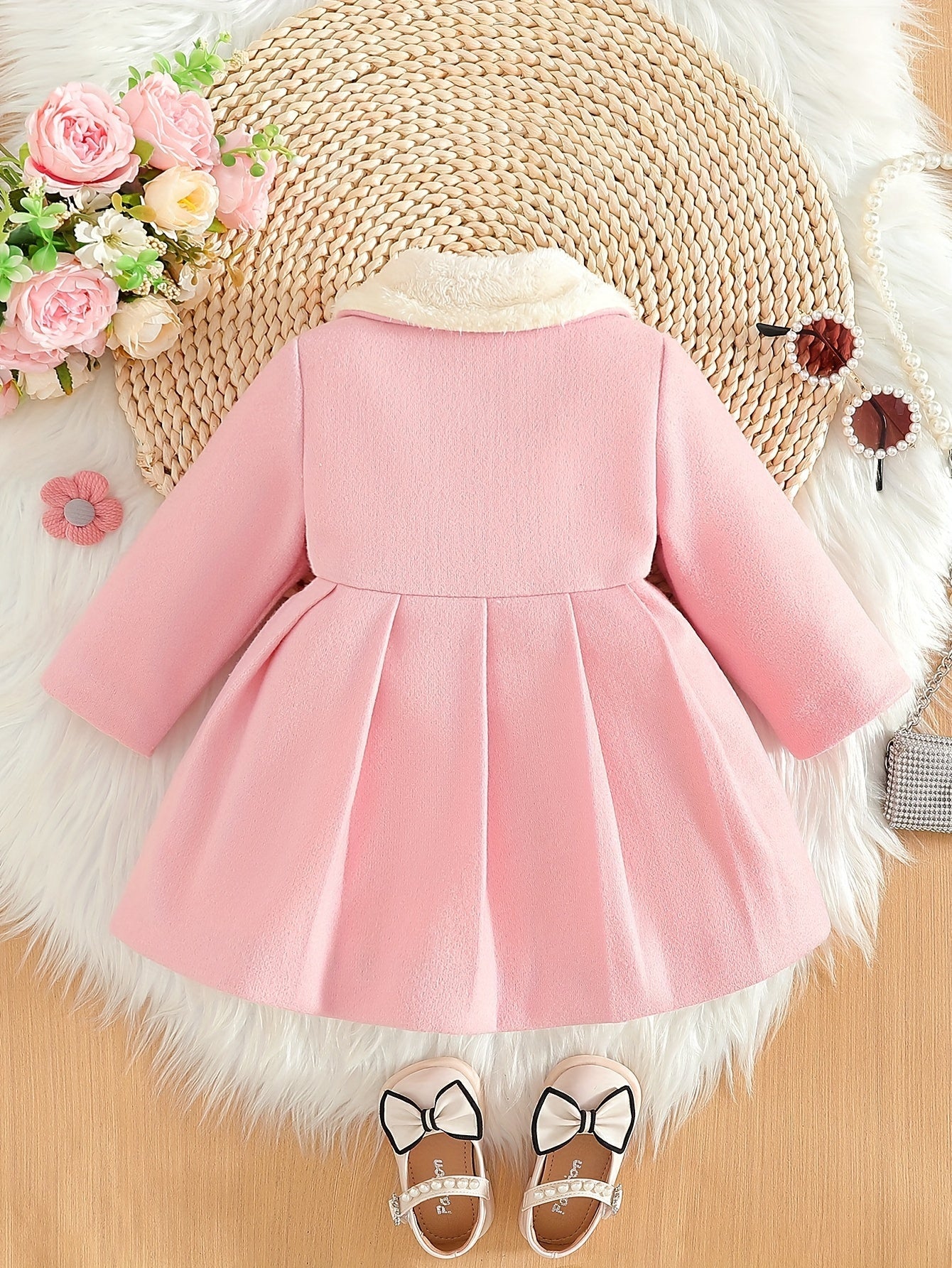 Lotte Winter Coat for Children - Elegant with Bow and Plush Collar for Cold Days