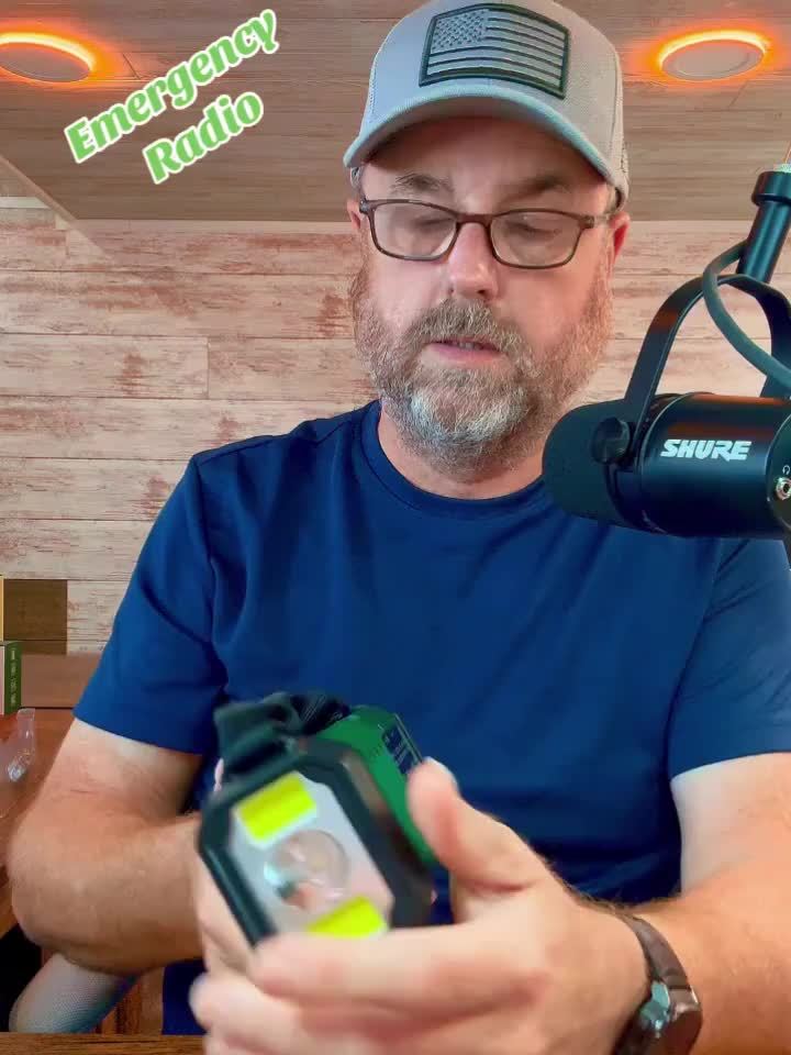 Multifunctional Emergency Radio - SurvivorPower