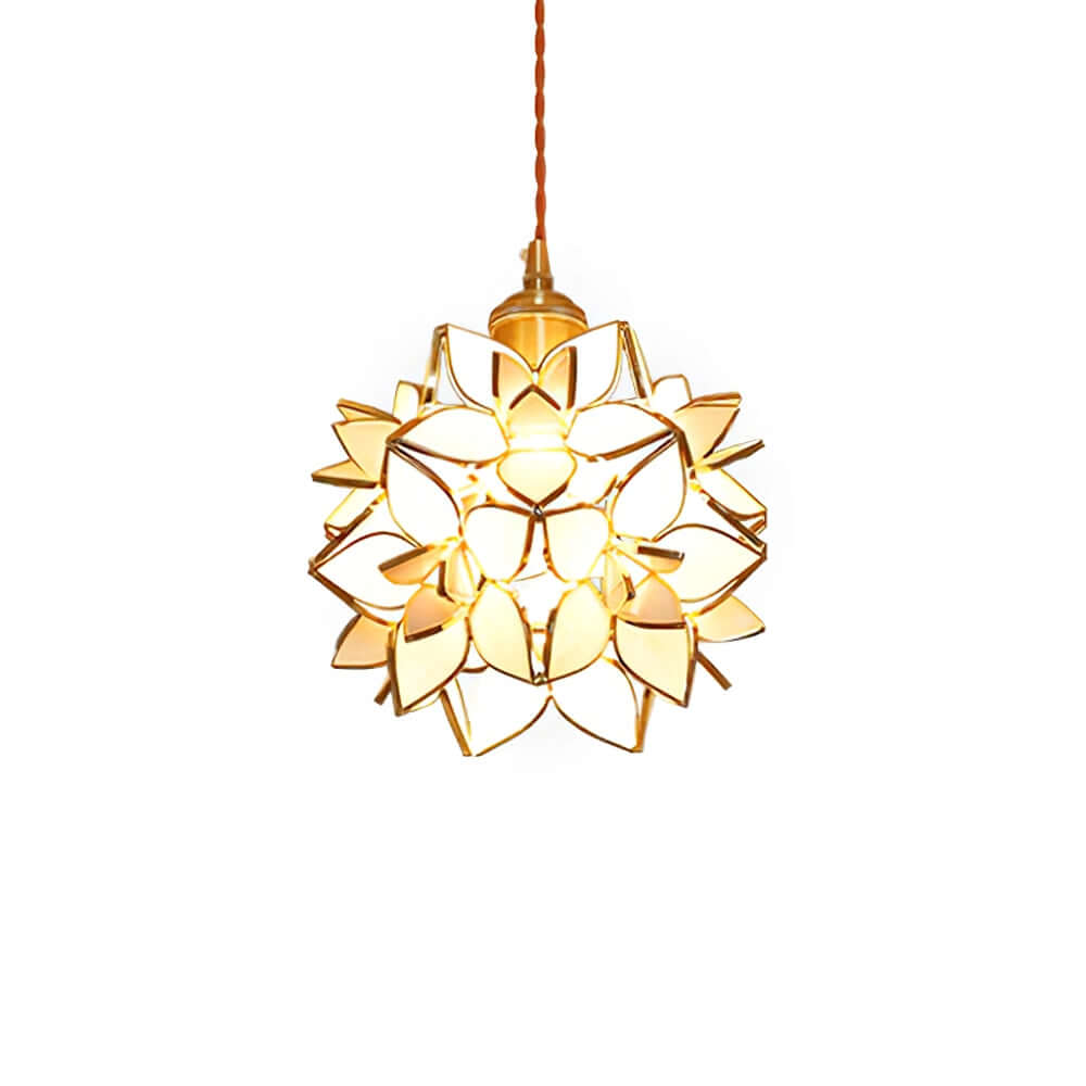 Elegant Pendant Lamp with Shell Design