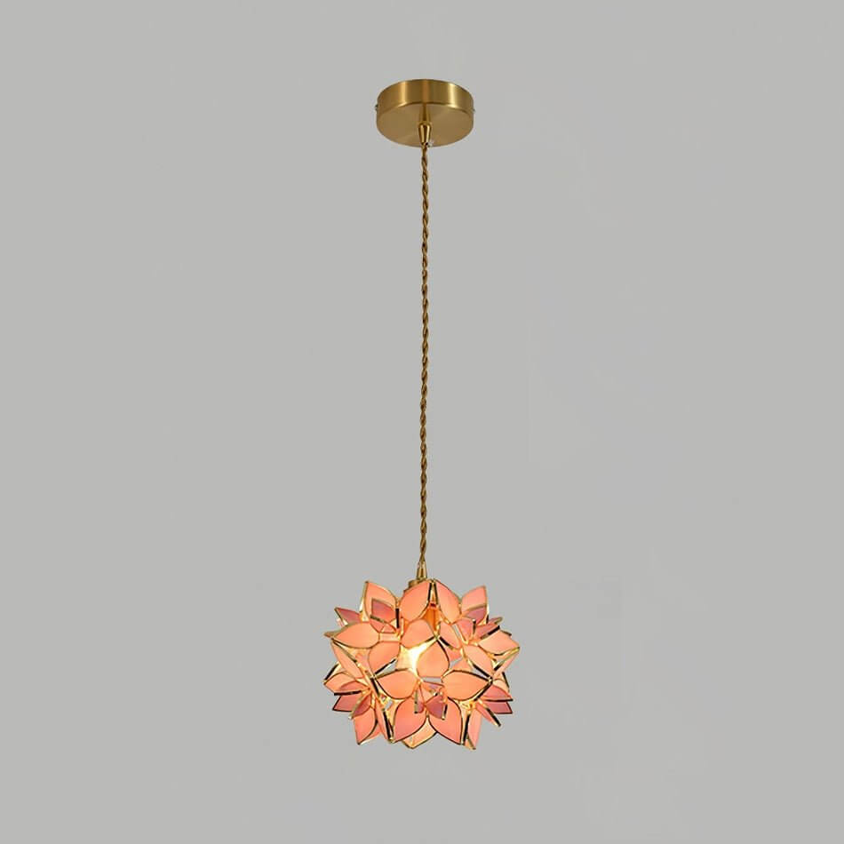 Elegant Pendant Lamp with Shell Design