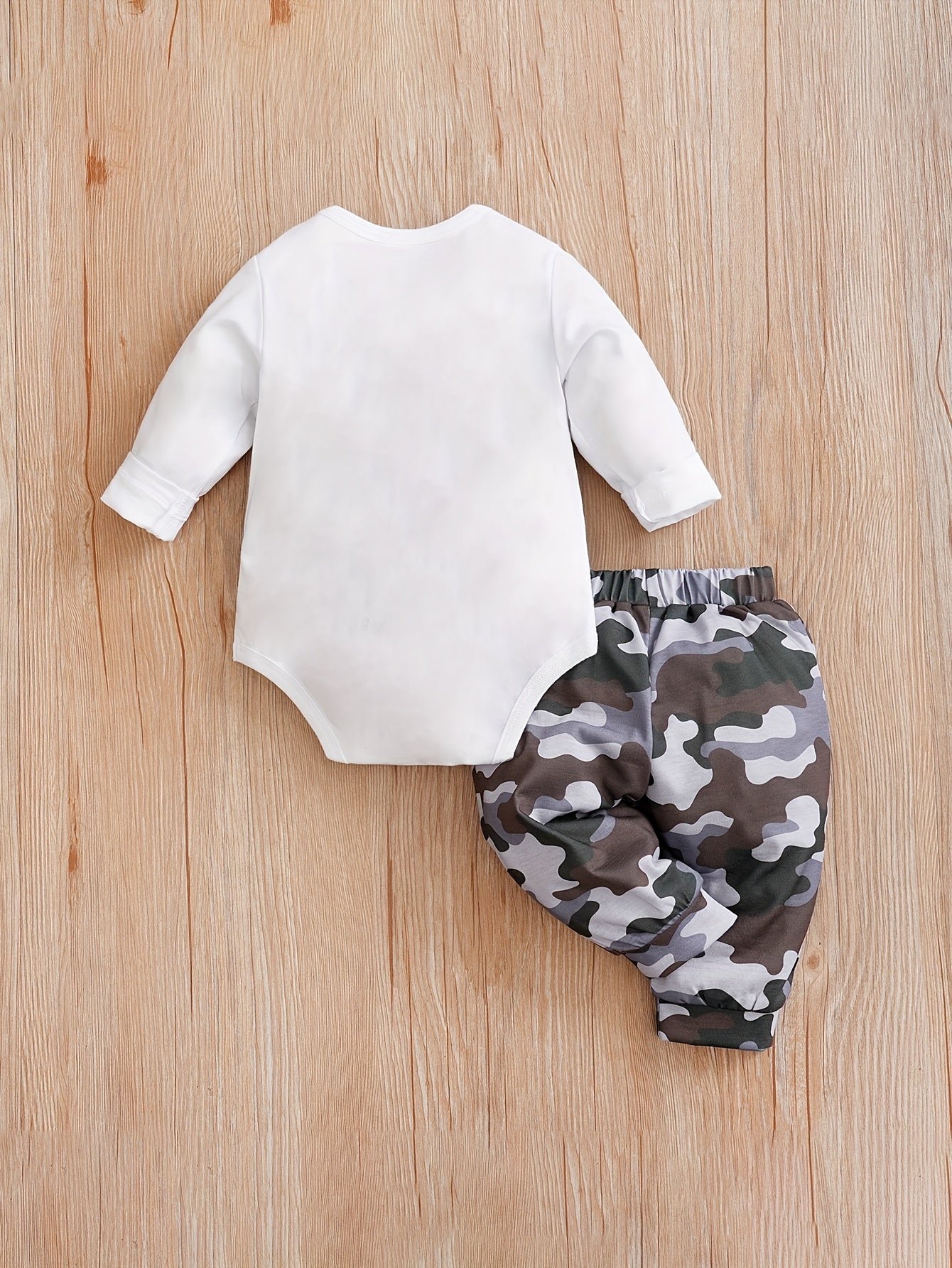 First Christmas Baby Set – For Cute Moments and Joyful Memories