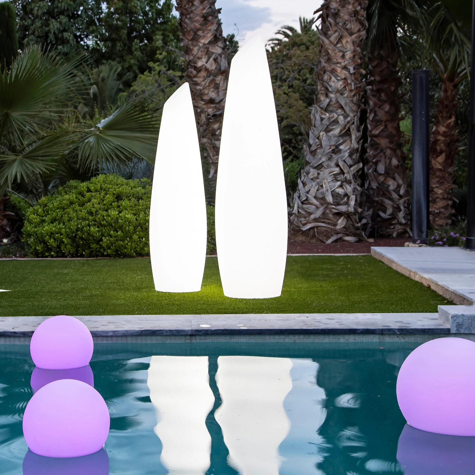 Wireless Mood Light for Indoor & Outdoor - LumaSphere