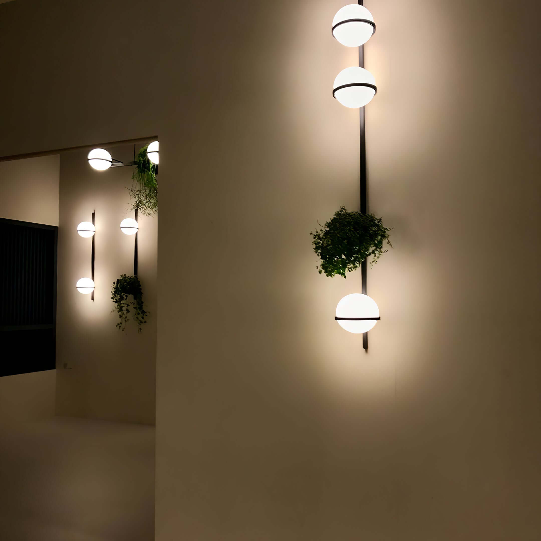 Modern Outdoor Wall Light - Waterproof