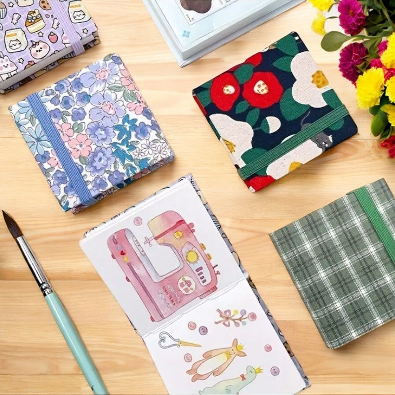 Compact ArtPod Watercolour Set for Creativity on the Go