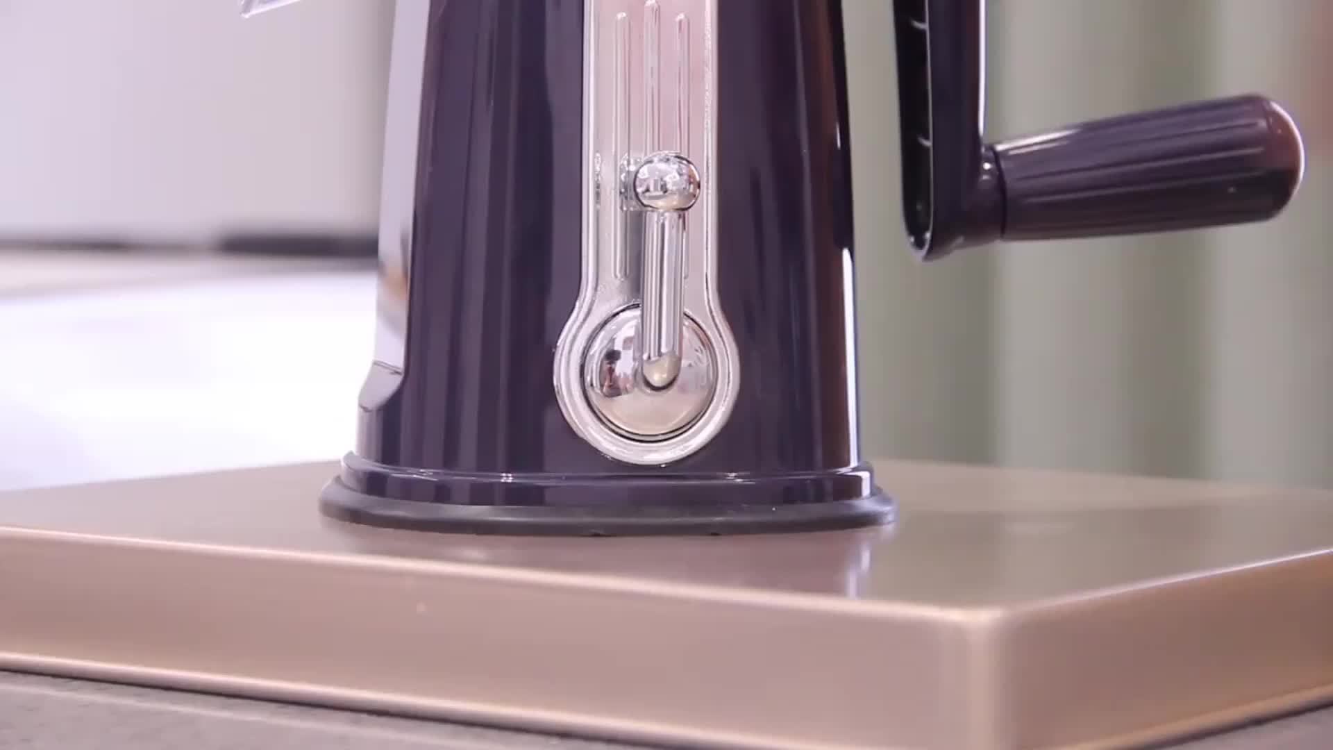 Multifunctional Rotating Kitchen Grater – 5-in-1 Cheese Grater and Vegetable Slicer with Non-Slip Base