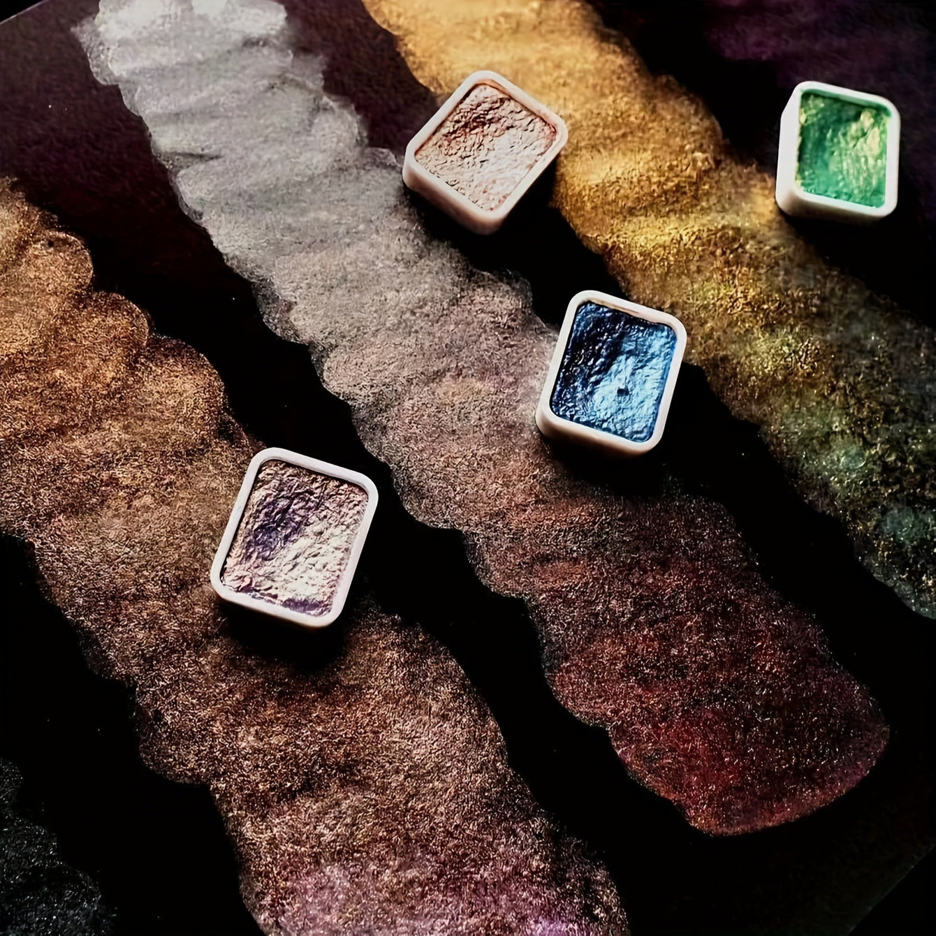 Pearl Watercolour Paint Set – 20 Colours in Solid Form for Painting and Calligraphy