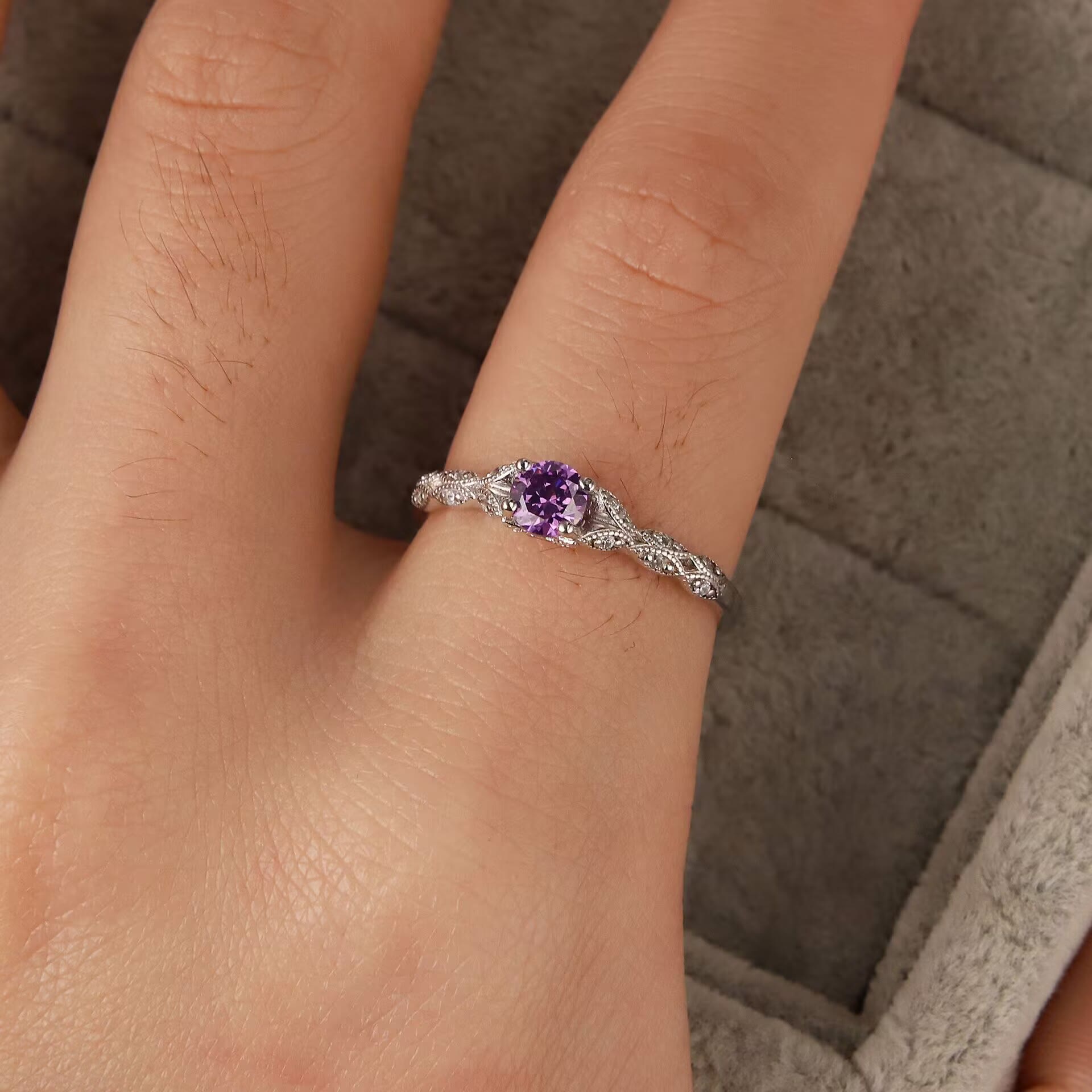 Minimalist Amethyst & Zirconia Ring – Nova