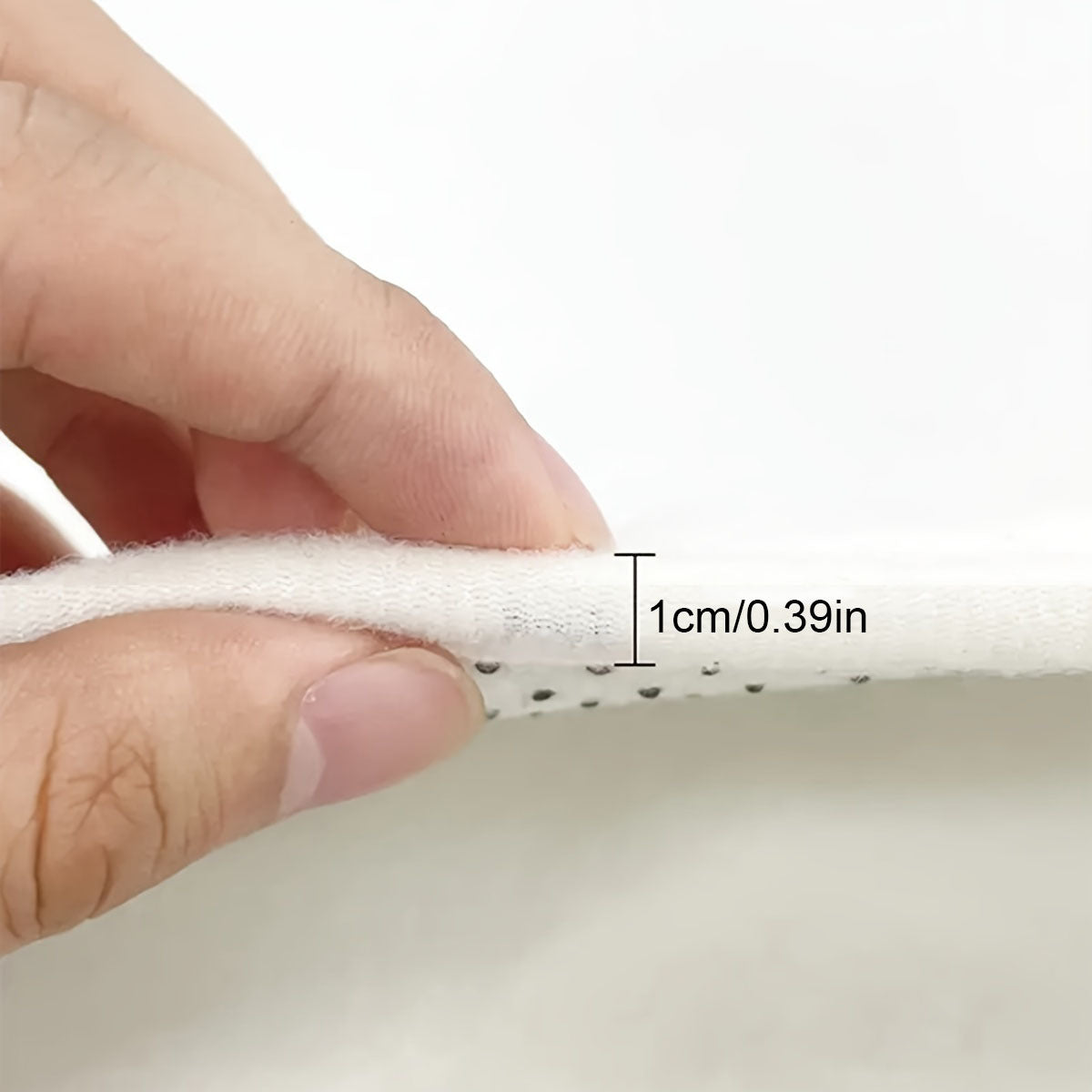 Trendy Animal Print Bath Mat - For Comfort and Style