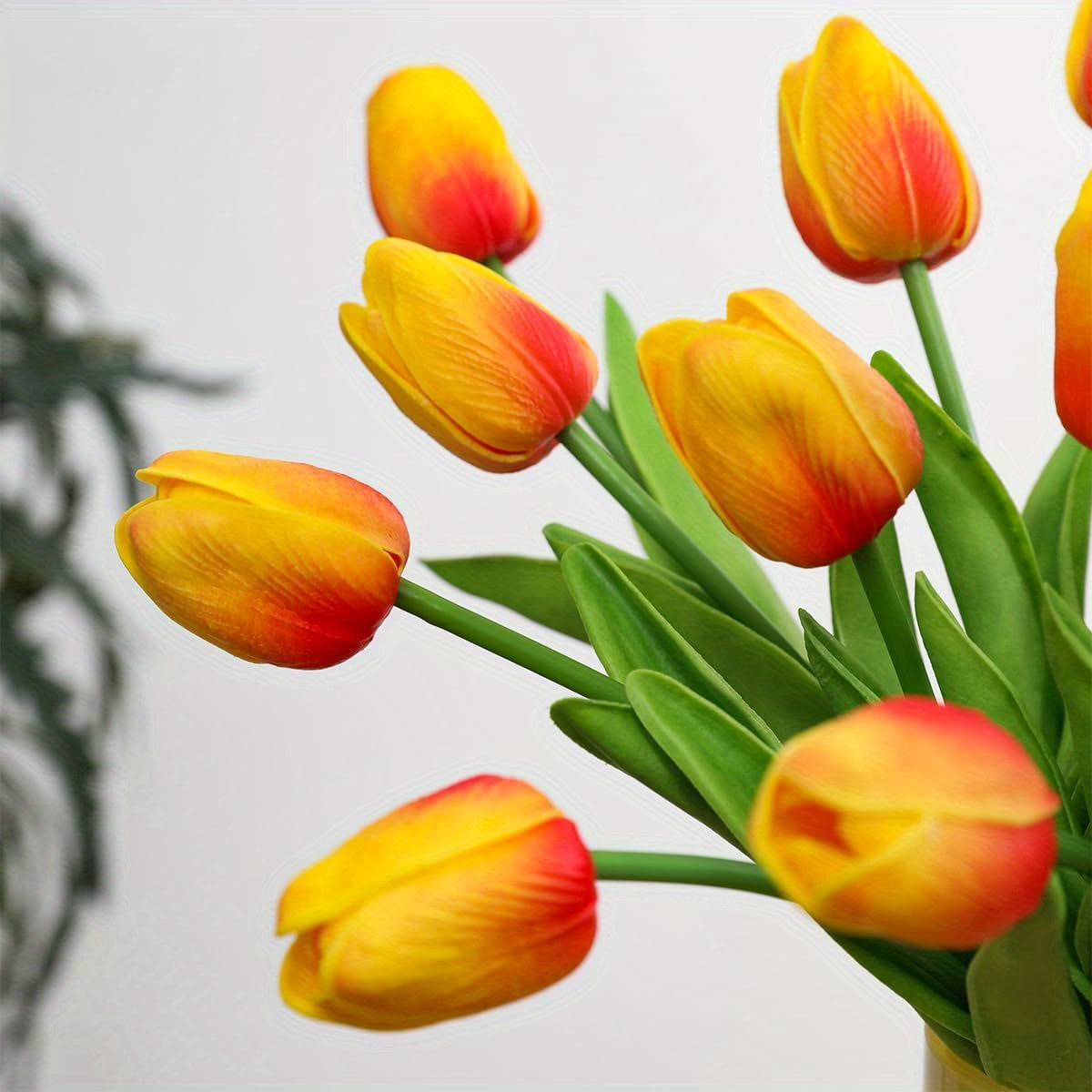 Set of 15 Realistic Art Tulips – Perfect for Weddings and Seasonal Decorations