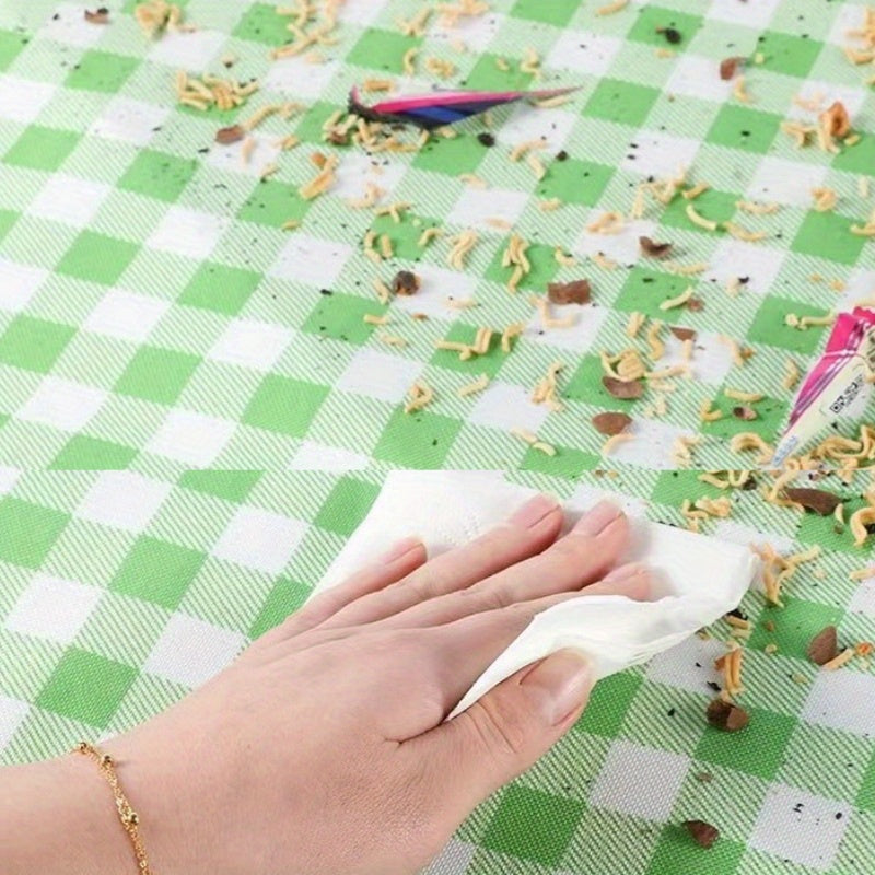 Waterproof and Foldable Picnic Blanket – Ideal for Camping, Beach and Outdoor Adventures