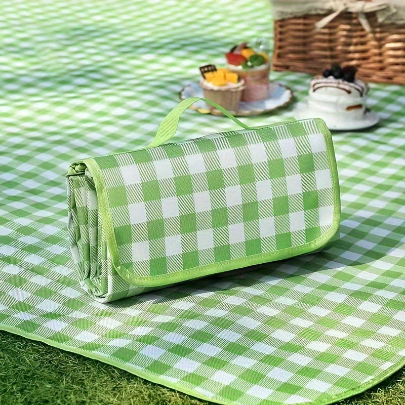 Waterproof and Foldable Picnic Blanket – Ideal for Camping, Beach and Outdoor Adventures