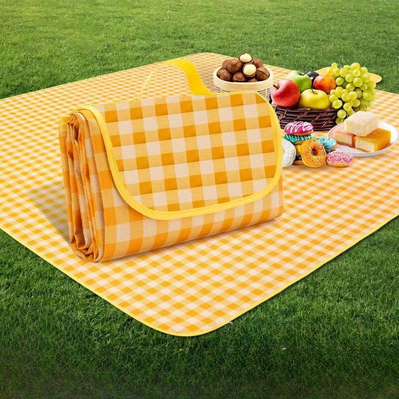 Waterproof and Foldable Picnic Blanket – Ideal for Camping, Beach and Outdoor Adventures