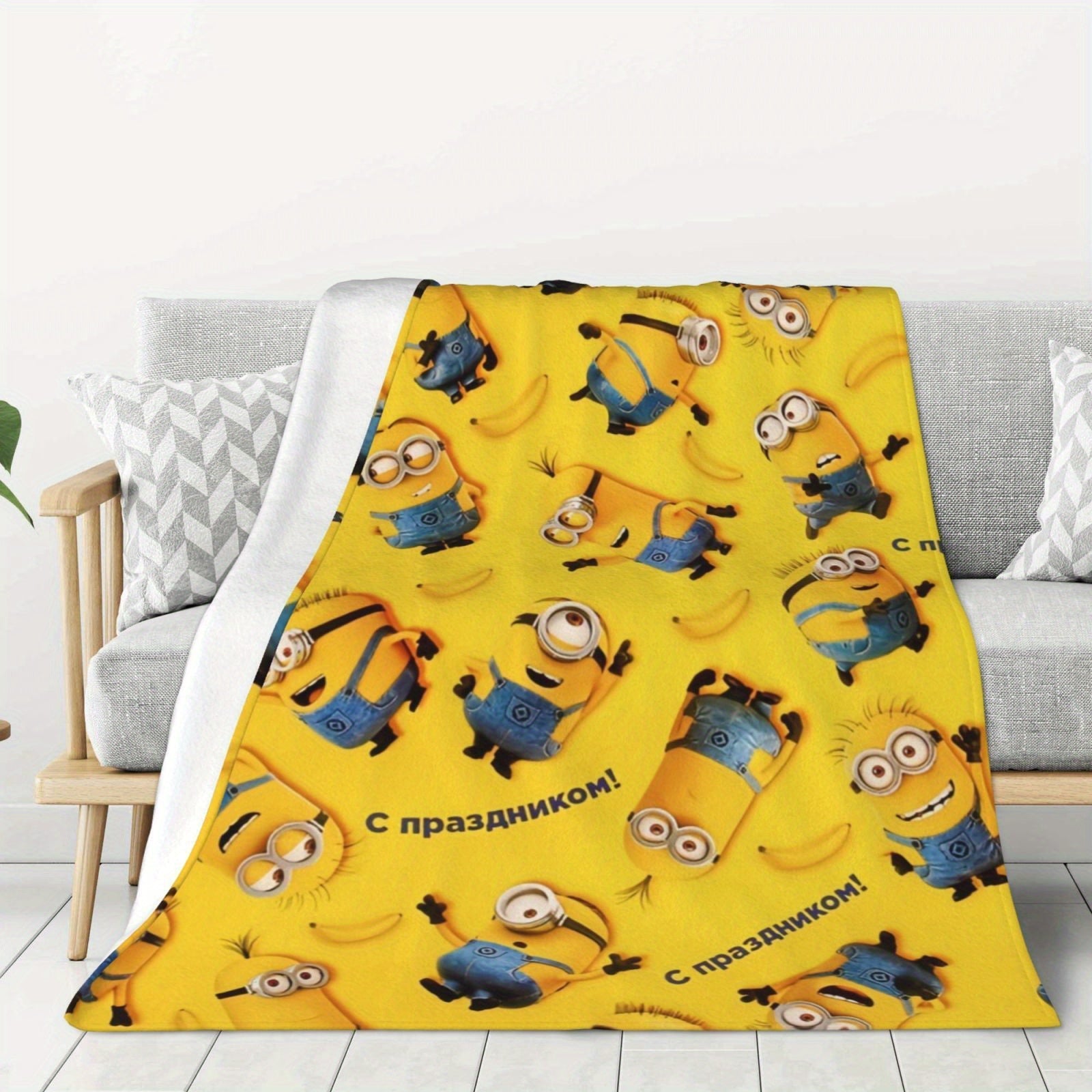 Minions Fleece Blanket - Soft & Warm Flannel Blanket for Children