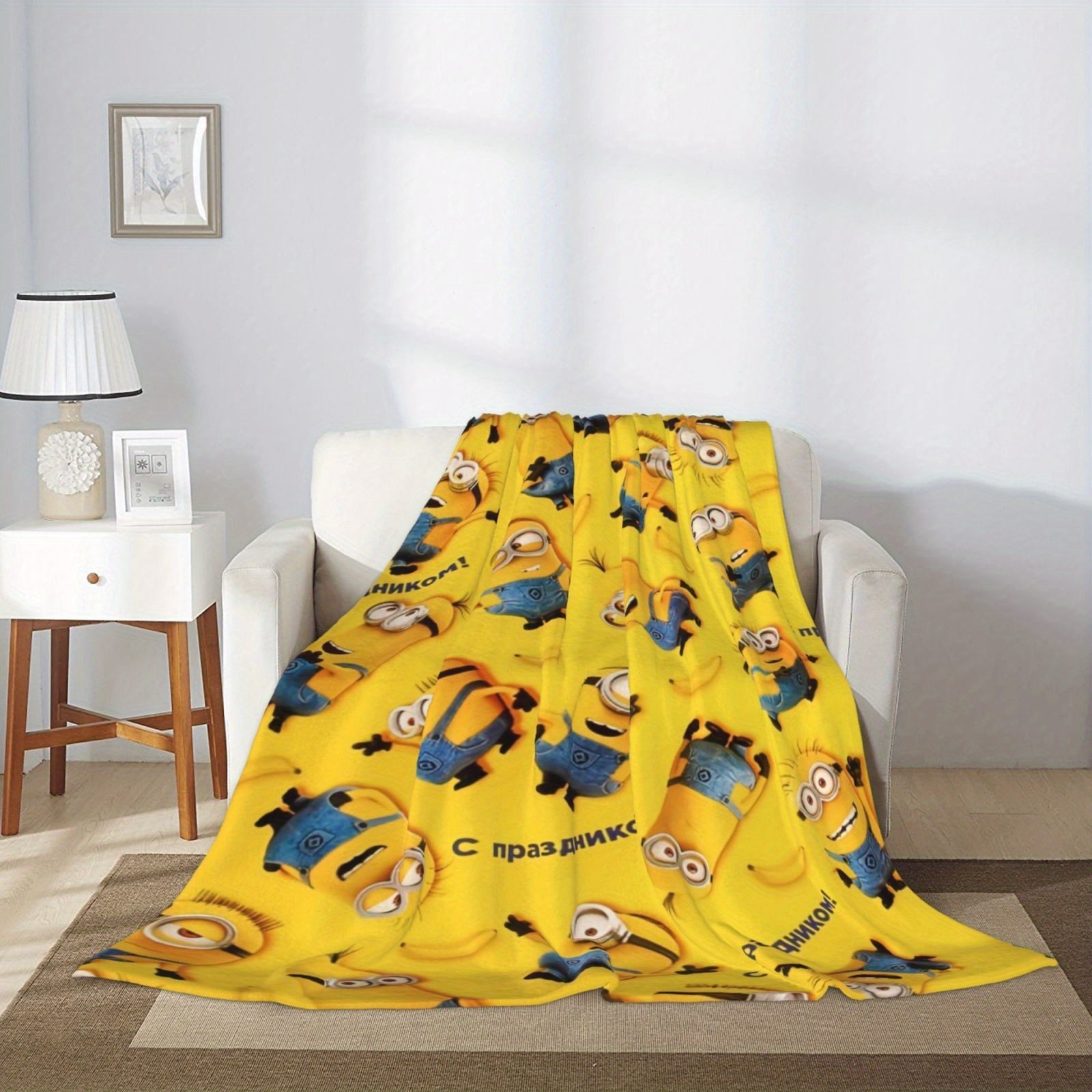Minions Fleece Blanket - Soft & Warm Flannel Blanket for Children