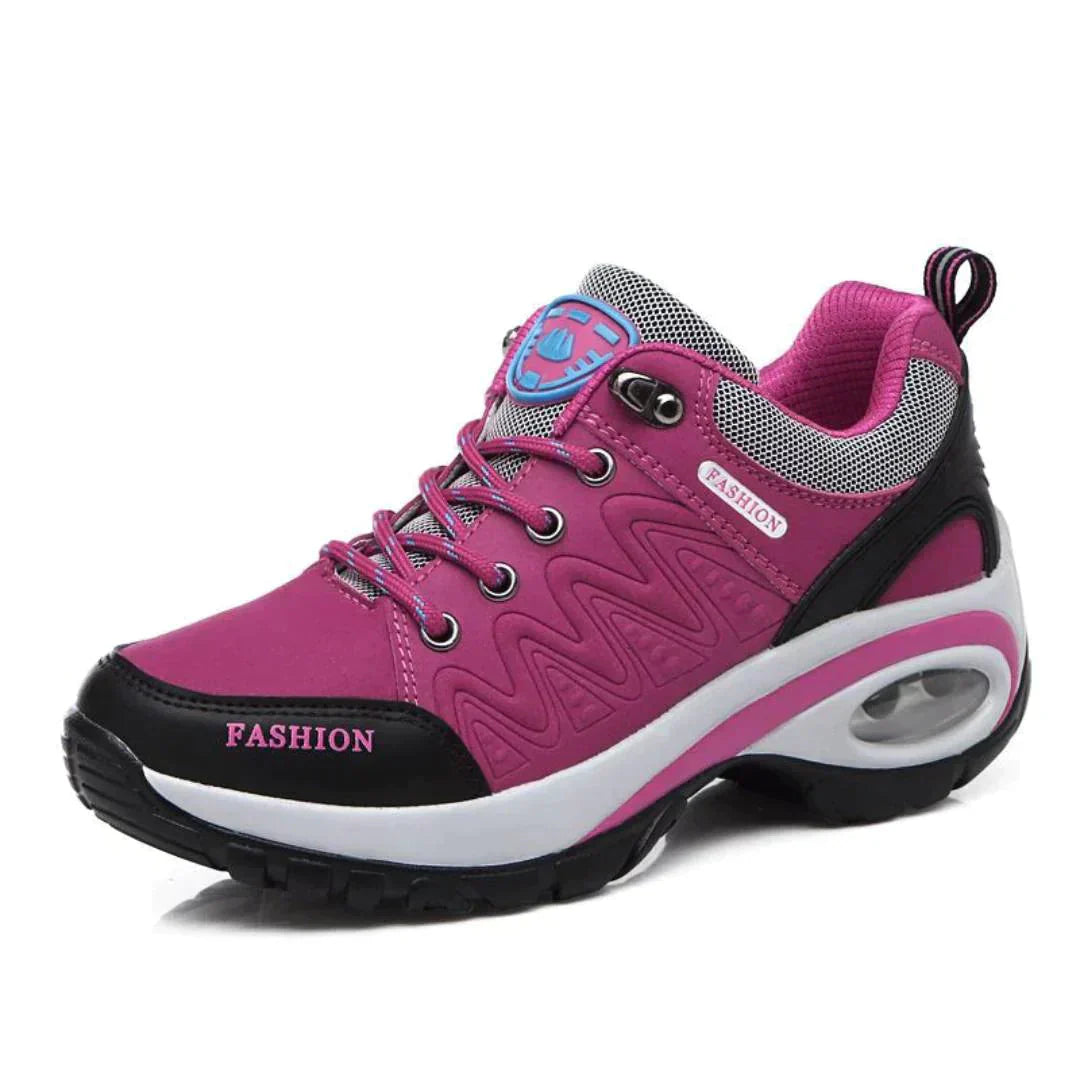 Luna Women's Walking Shoes – Comfort and Durability for Every Adventure