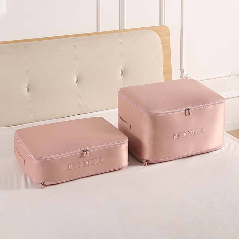 Extremely space-saving, self-compressing organiser