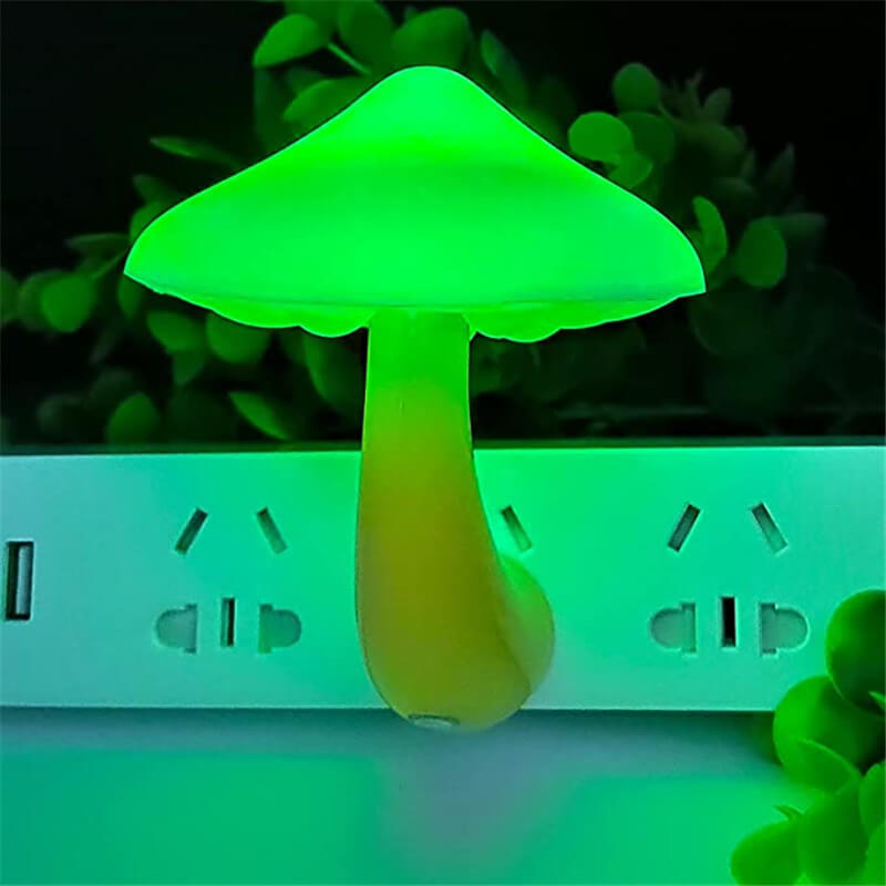 Socket Night Light in Mushroom Shape – GlowShroom
