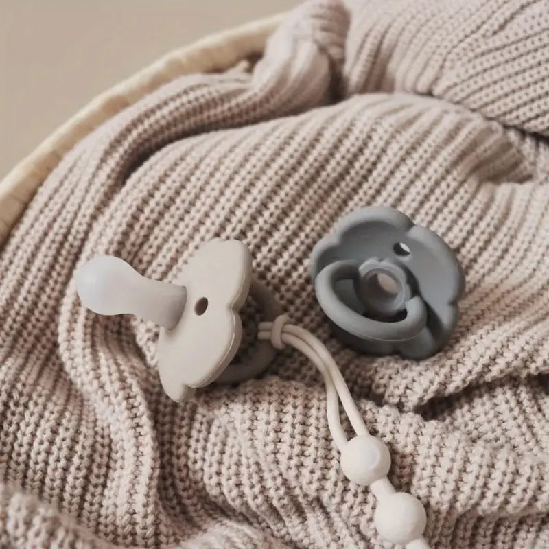 Sweet Bear Pacifier Chain - TeddyClip