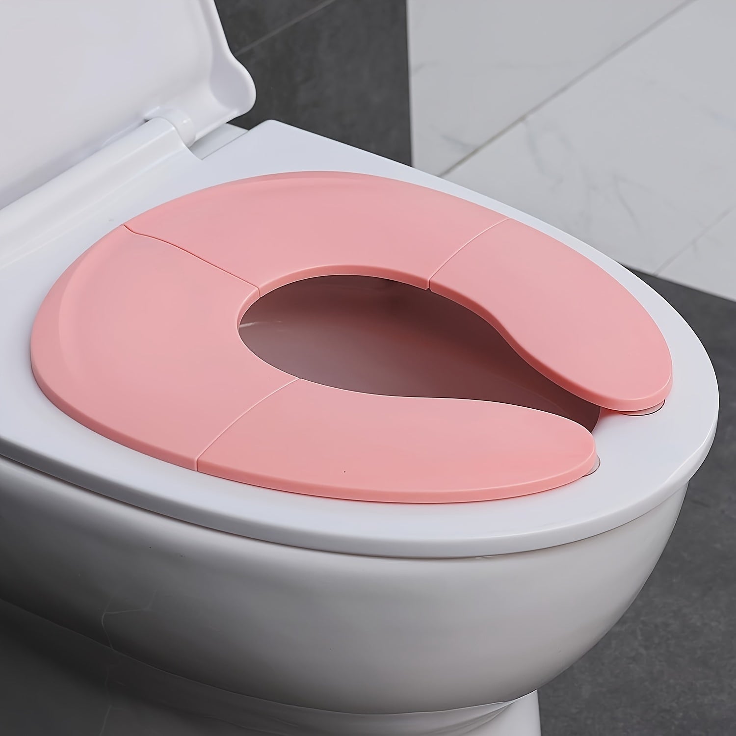 Travel-Friendly Potty Seat for Children – Portable and Non-Slip for Easy Toilet Use
