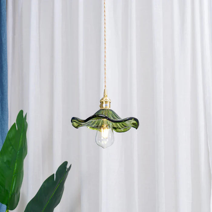 HibiscusGlow - Stylish Flower-Shaped Lamp