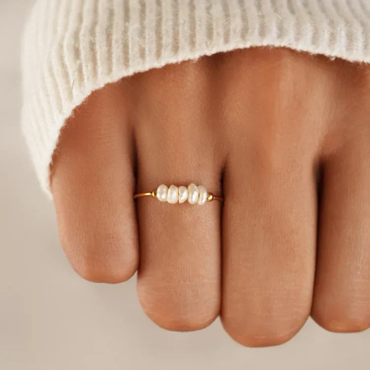 Classic Golden Pearl Ring – Sophie