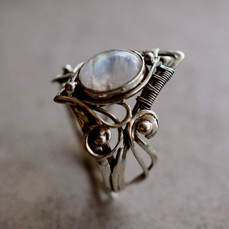 Stylish Vintage Moonstone Ring – Clara