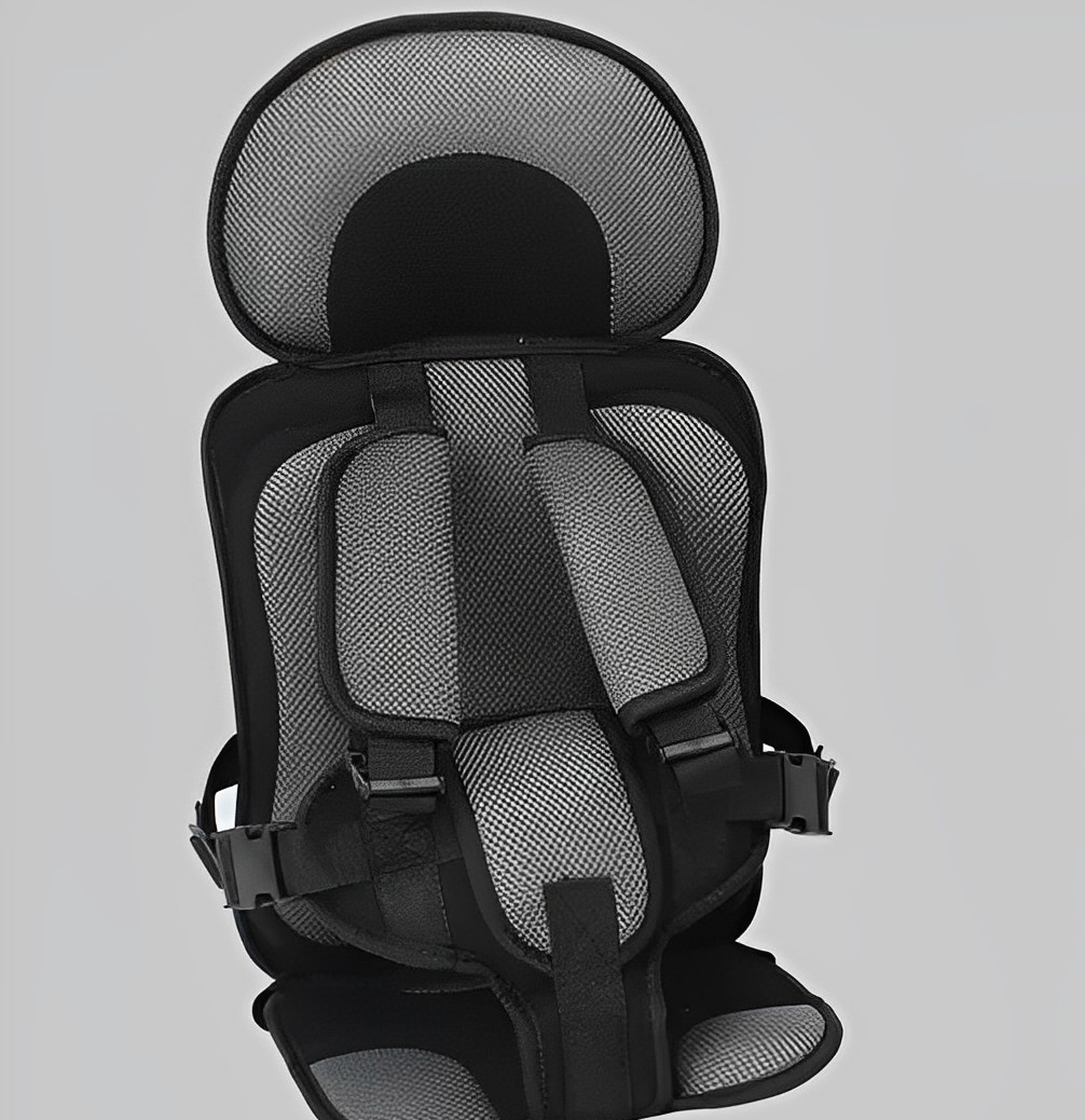 ReisComfort Child Car Seat - Safe and Supportive for Little Ones