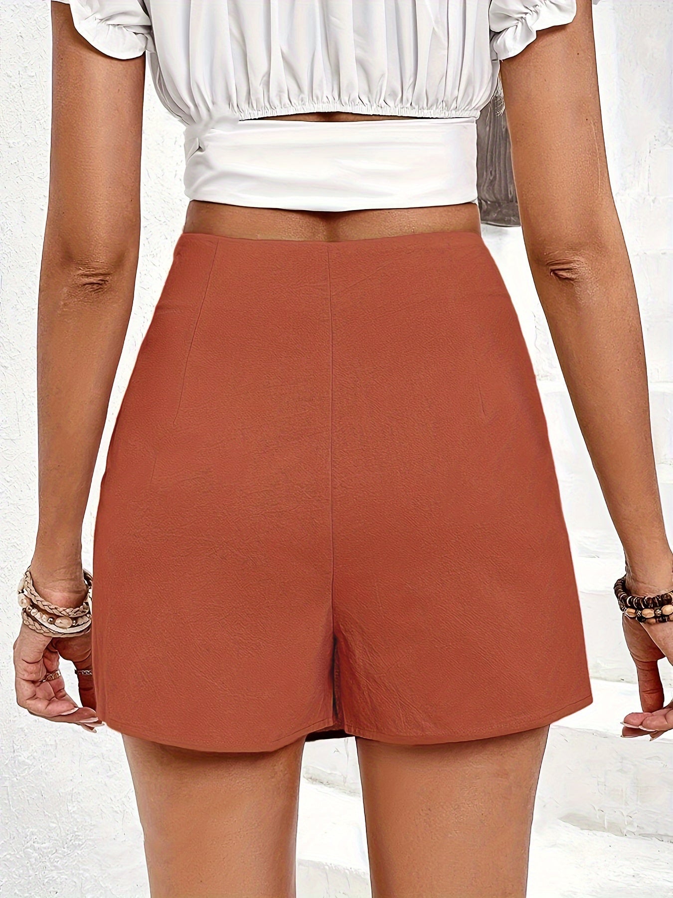 Stylish Women's Shorts – High-Waisted and Feminine