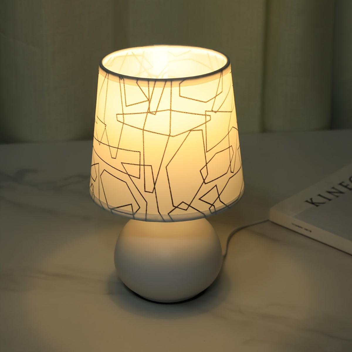 Geometric Style Table Lamp - Modern and Atmospheric