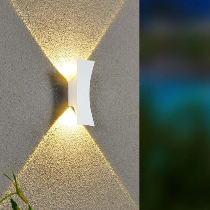 Modern Outdoor Wall Light - Oval & Rectangular Design