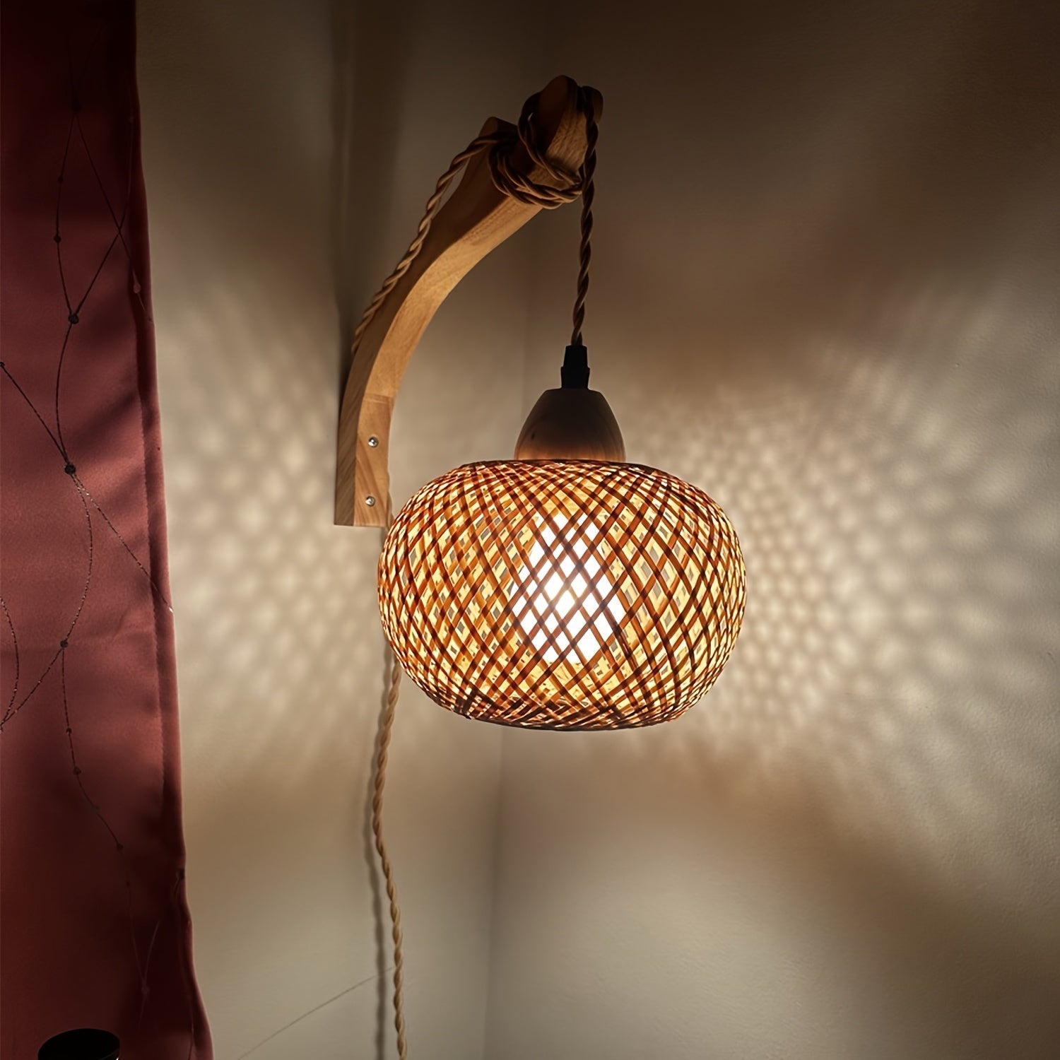 Rustic Bamboo Wall Lamp – Woven Shade with Plug Vintage Style