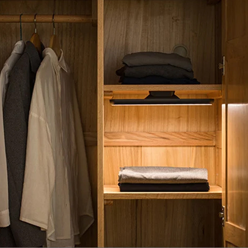 Magnetic Rechargeable Touch Lamp with Long Battery Life