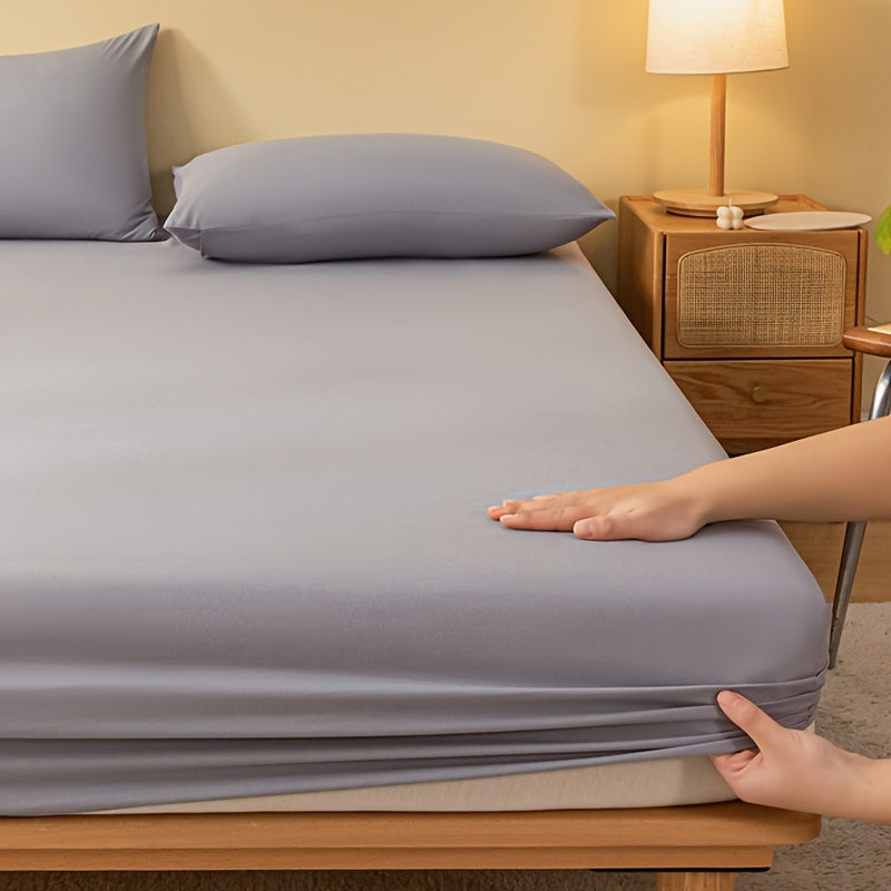 Soft Breathable Fitted Sheet - Perfect Fit and Protection for Your Bed