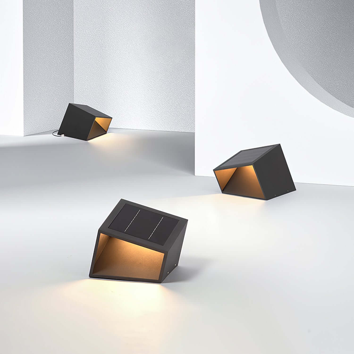 Cube-Shaped Solar Garden Lamp
