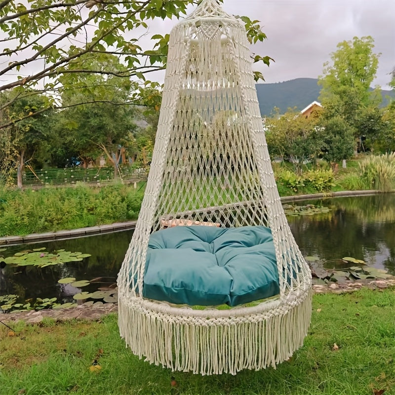BohoSwing Handwoven Hanging Chair – Relaxed Bohemian Vibes