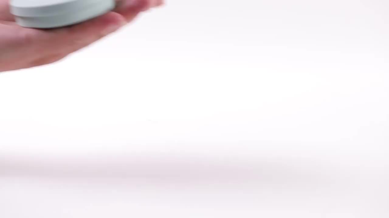 Collapsible Silicone Cup with Carabiner - Portable and Durable Cup for Outdoor and Camping