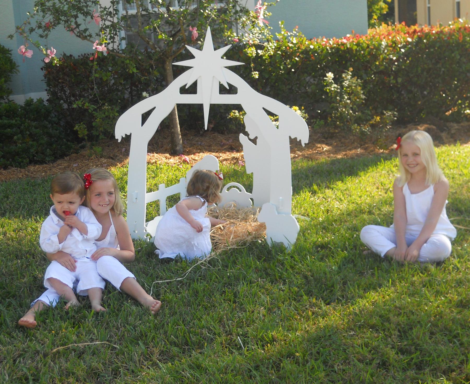 MajestiCraft Holiday Nativity Scene | High-quality weatherproof Christmas decoration for outdoors