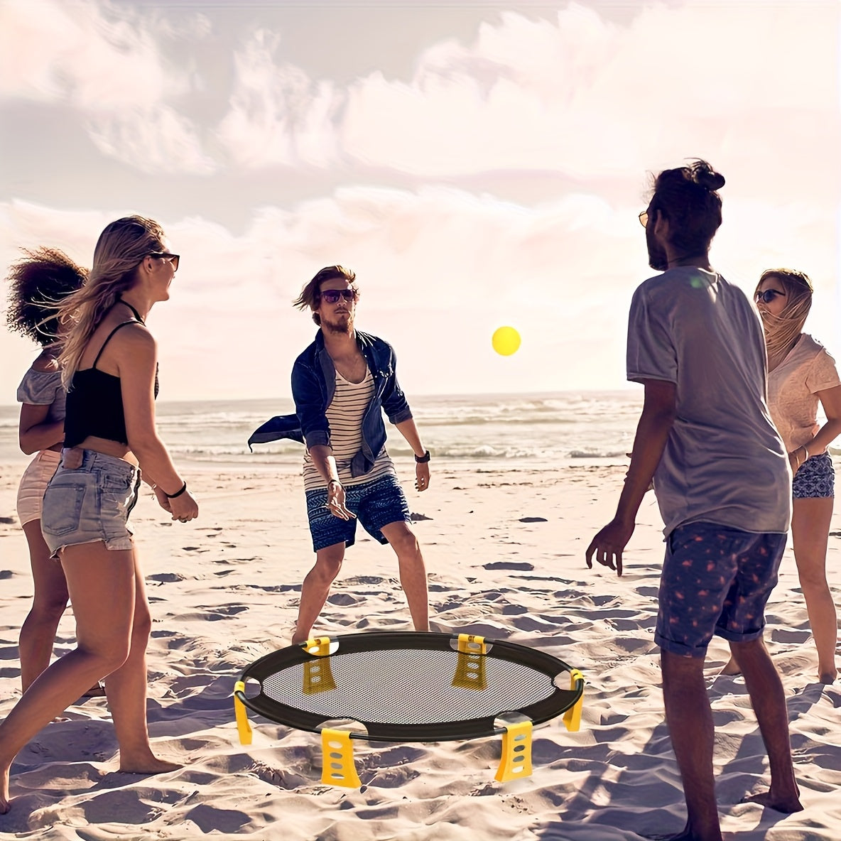 Dynamic Mini Volleyball Net – Compact and Suitable for Any Playing Location