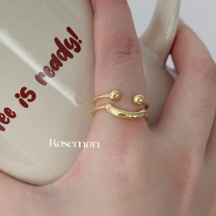 Smiley Adjustable Ring – Mila