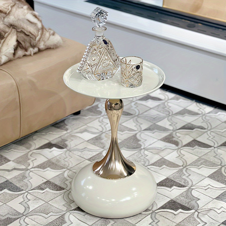 Ningqin Gold-White Side Table – Compact and Chic Design