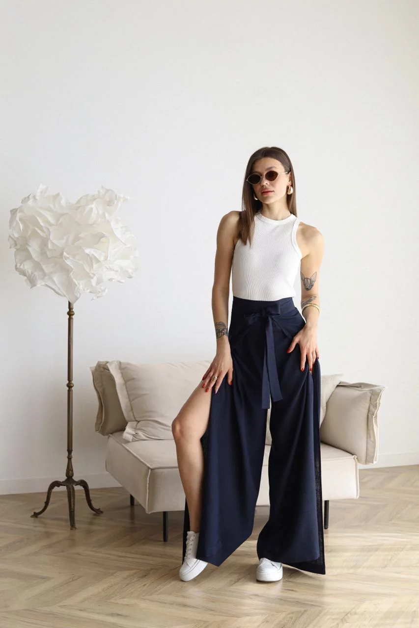 Nuvano | Wide Crop Trousers for Women | High-Waisted Trousers with Wide Legs and Elegant Design