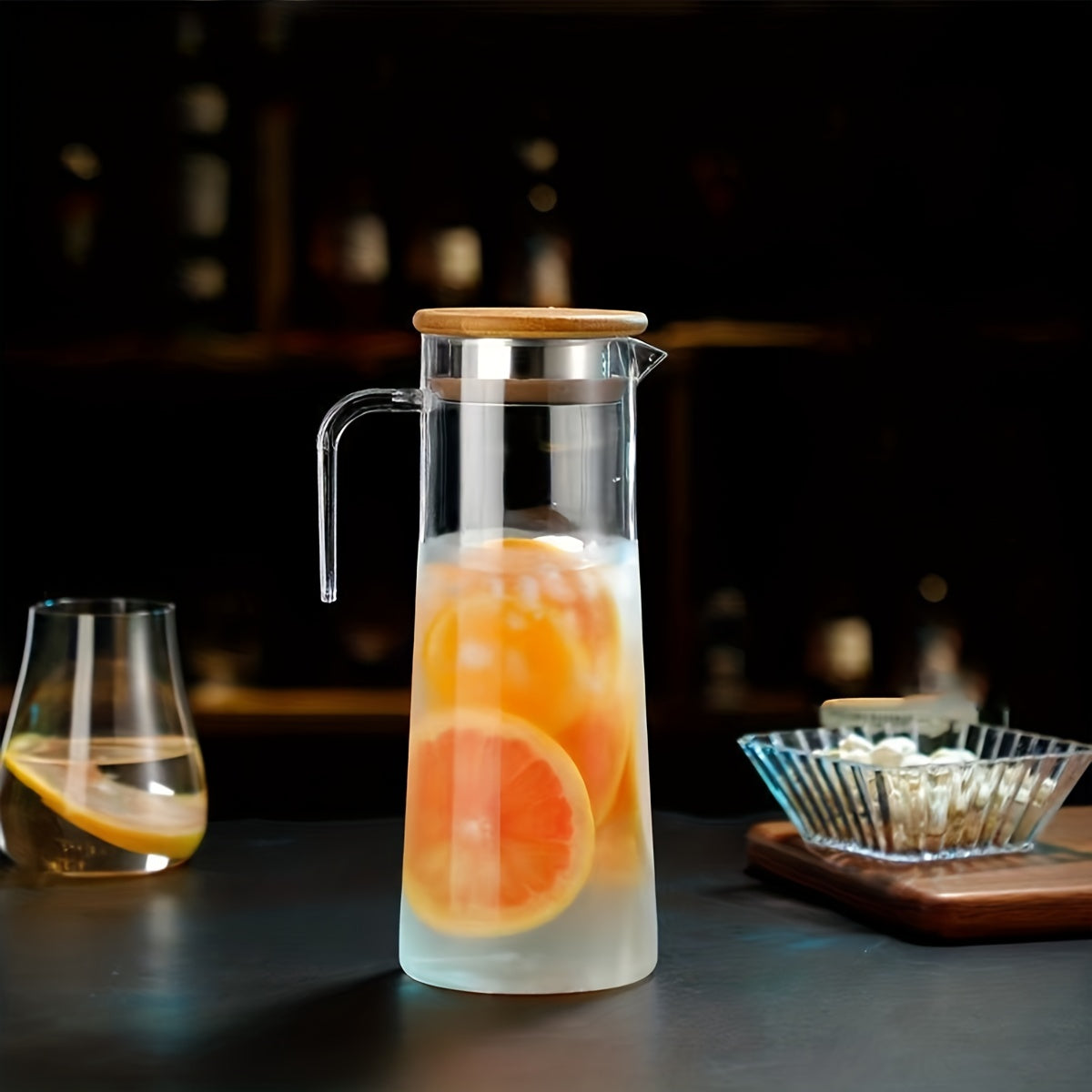 Glass Water Jug with Lid – Ideal for Juice, Bubble Tea, and Refreshing Summer Drinks