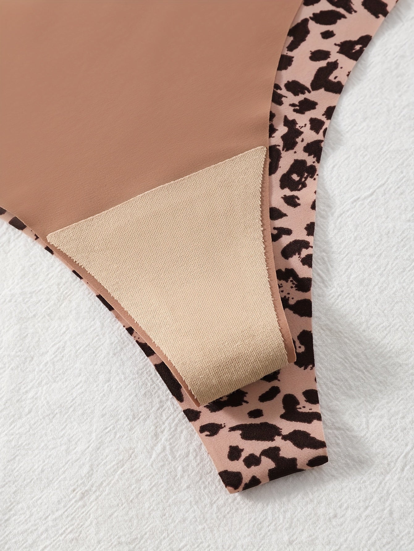 Eva's Seamless Thongs - Comfort and Style for Every Day