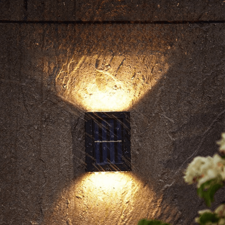 LED Solar Garden Wall Light - Atmospheric