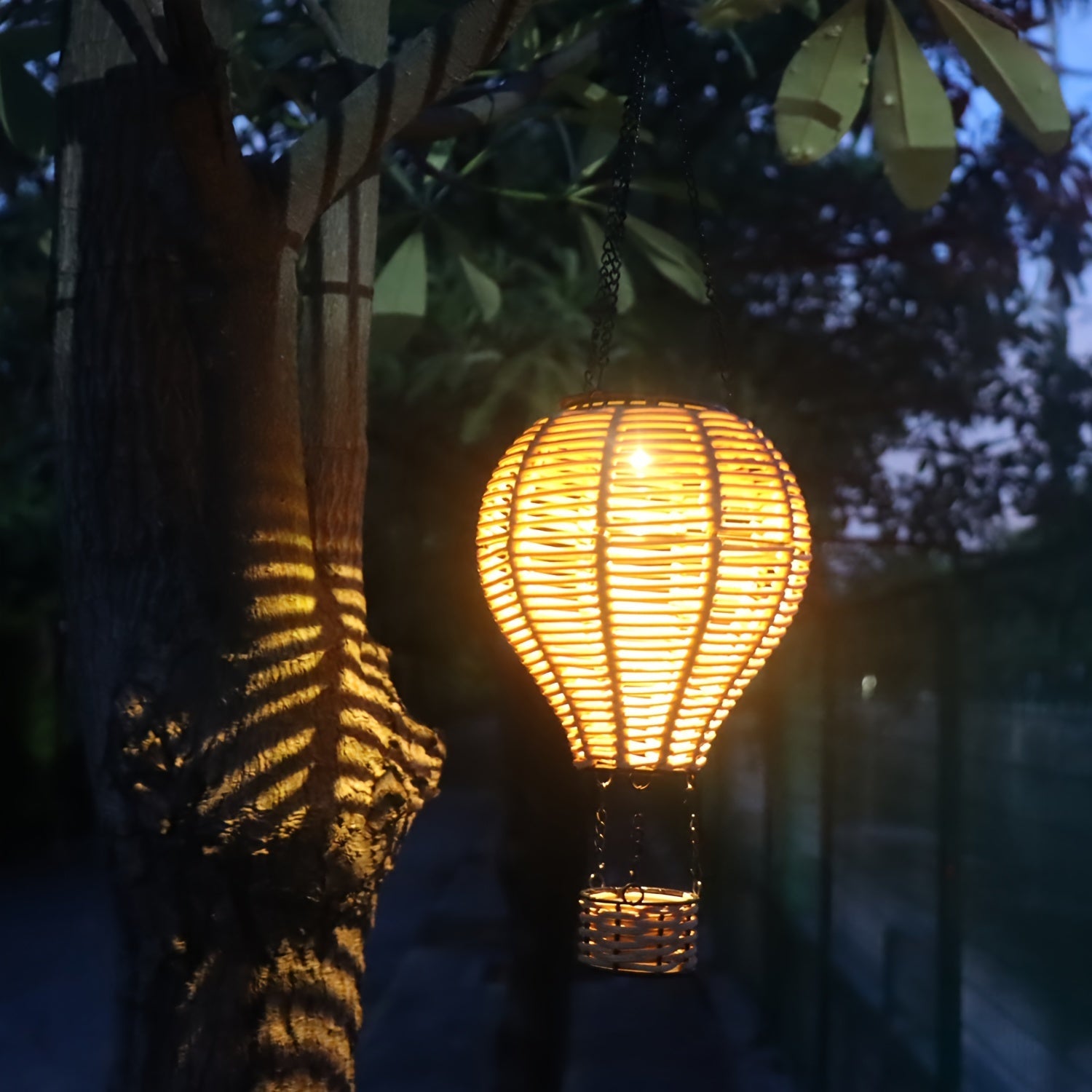 Hot Air Balloon Garden Light - For Magical Evenings in Your Garden
